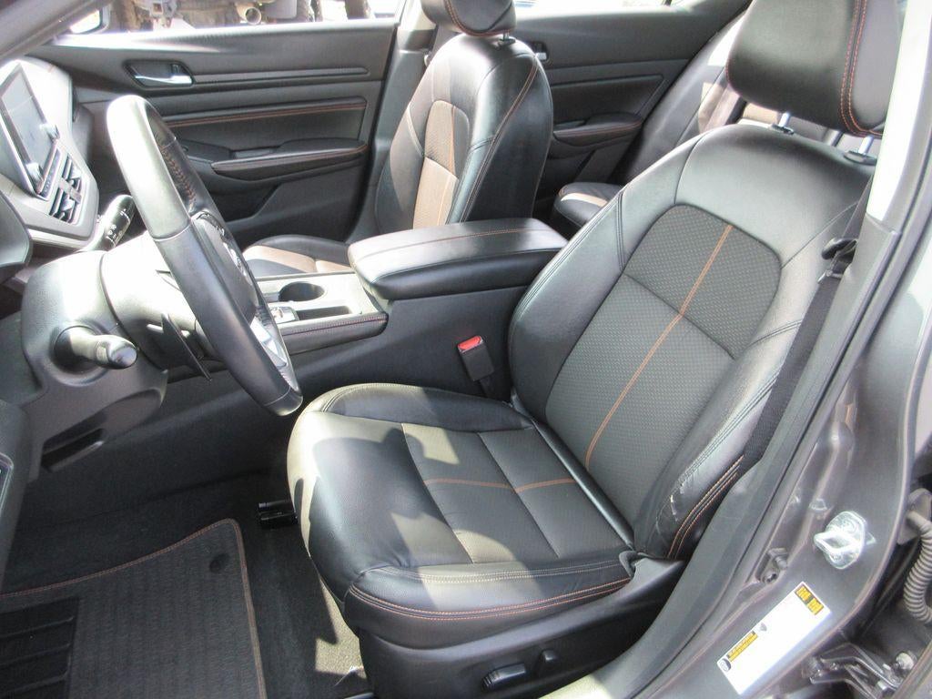 2021 Nissan Altima SR FWD