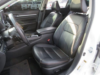 2023 Nissan Altima SR FWD