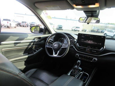 2023 Nissan Altima SR FWD