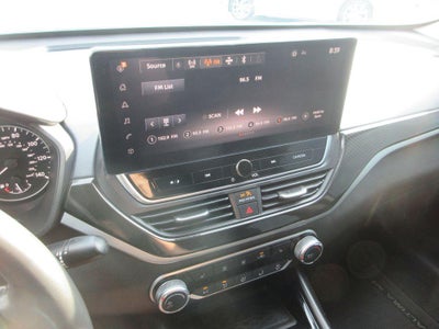 2023 Nissan Altima SR FWD