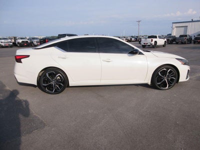 2023 Nissan Altima SR FWD