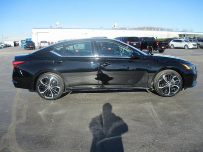 2023 Nissan Altima 2.5 SR