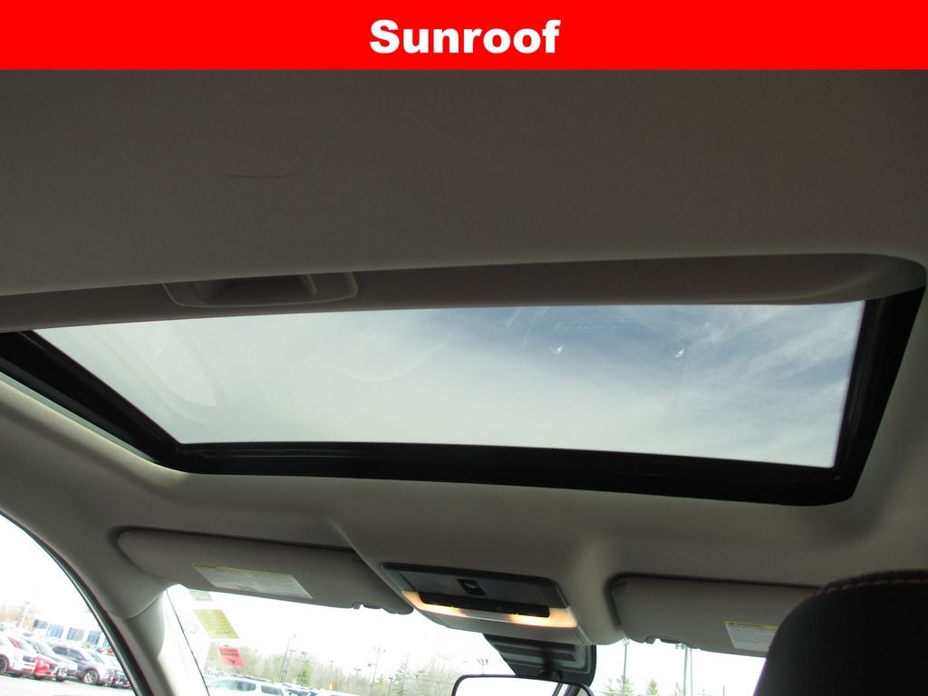 2022 Nissan Altima SR Intelligent AWD