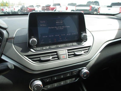 2022 Nissan Altima SR Intelligent AWD