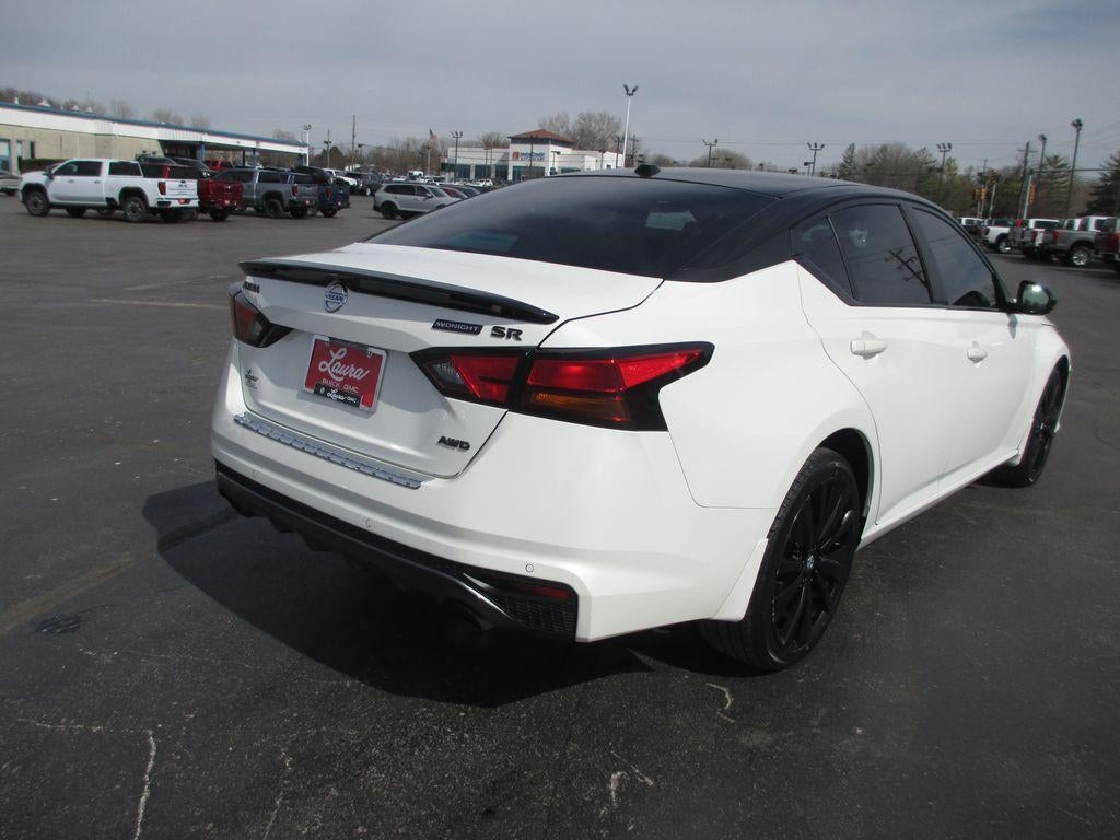2022 Nissan Altima SR Intelligent AWD