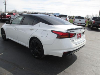 2022 Nissan Altima SR Intelligent AWD