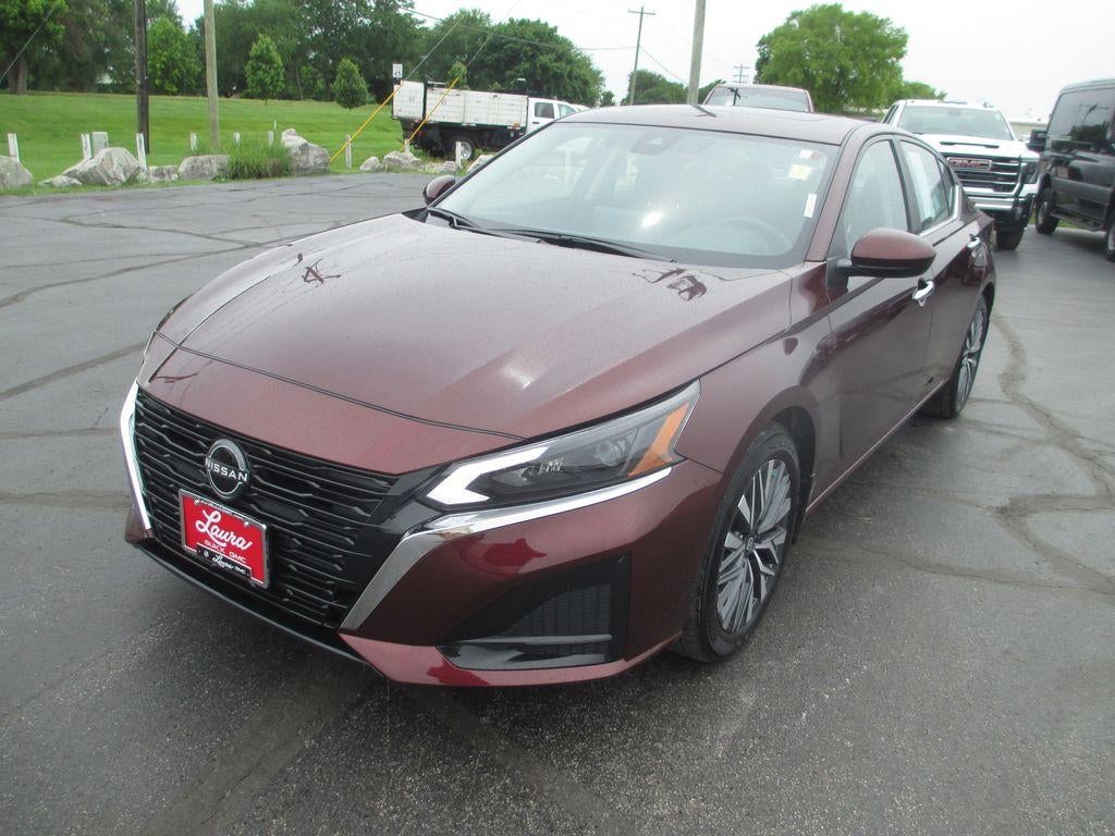 2024 Nissan Altima SV FWD