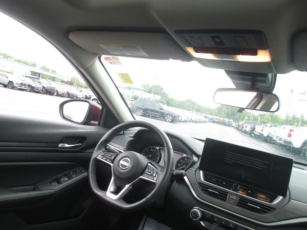 2024 Nissan Altima SV FWD