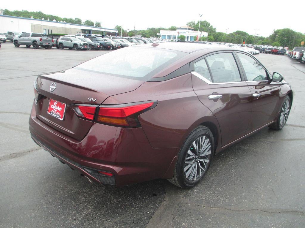 2024 Nissan Altima SV FWD