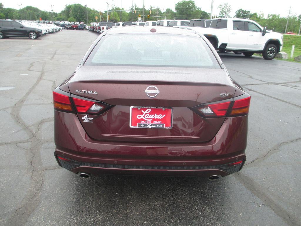 2024 Nissan Altima SV FWD