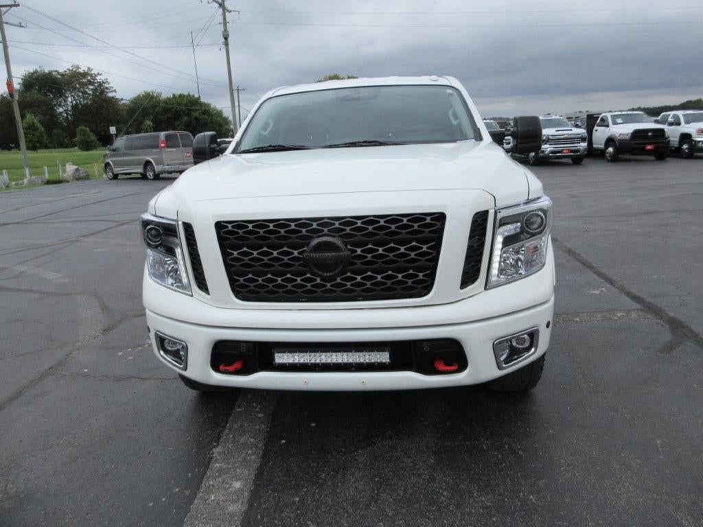 2019 Nissan TITAN PRO-4X