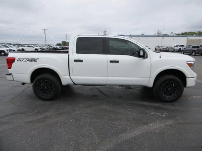 2019 Nissan TITAN PRO-4X