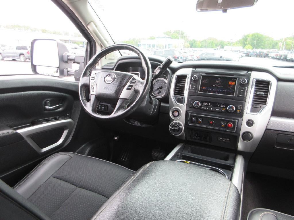 2019 Nissan TITAN PRO-4X