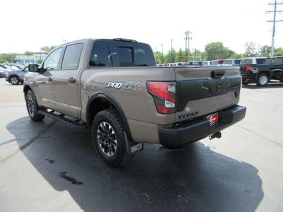 2021 Nissan TITAN Crew Cab PRO-4X 4x4