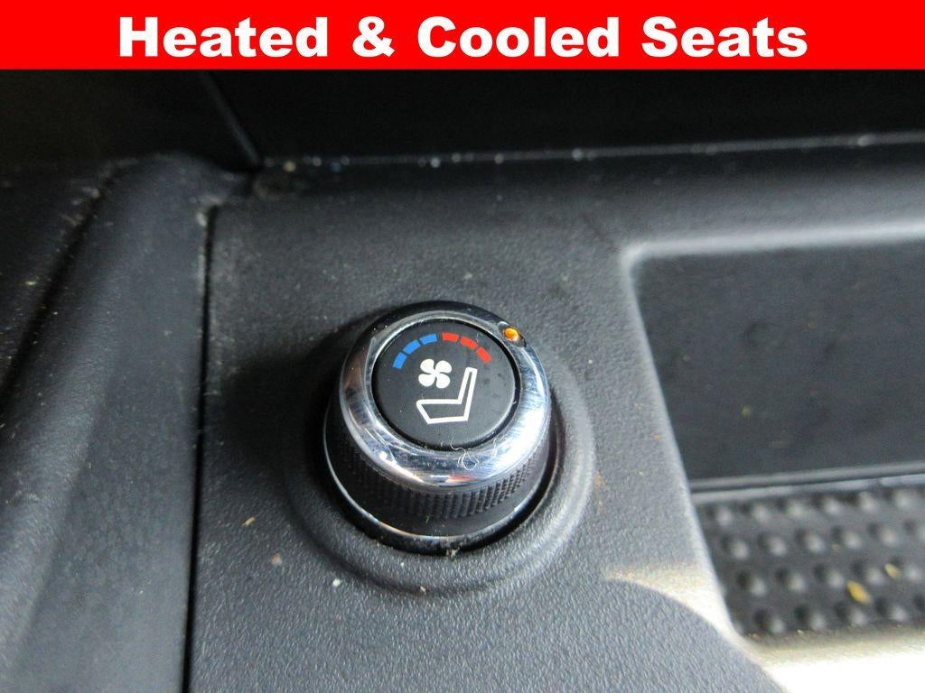2021 Nissan TITAN Crew Cab PRO-4X 4x4