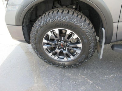 2021 Nissan TITAN Crew Cab PRO-4X 4x4