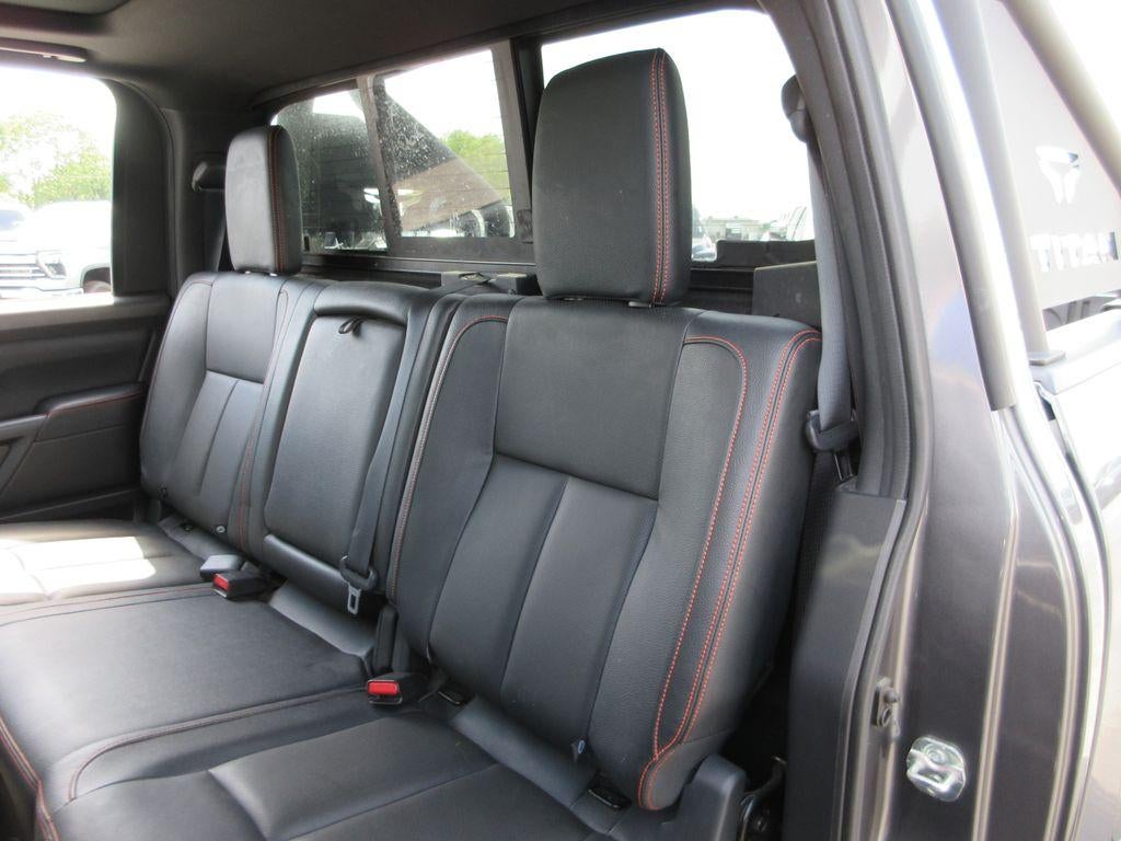 2021 Nissan TITAN Crew Cab PRO-4X 4x4