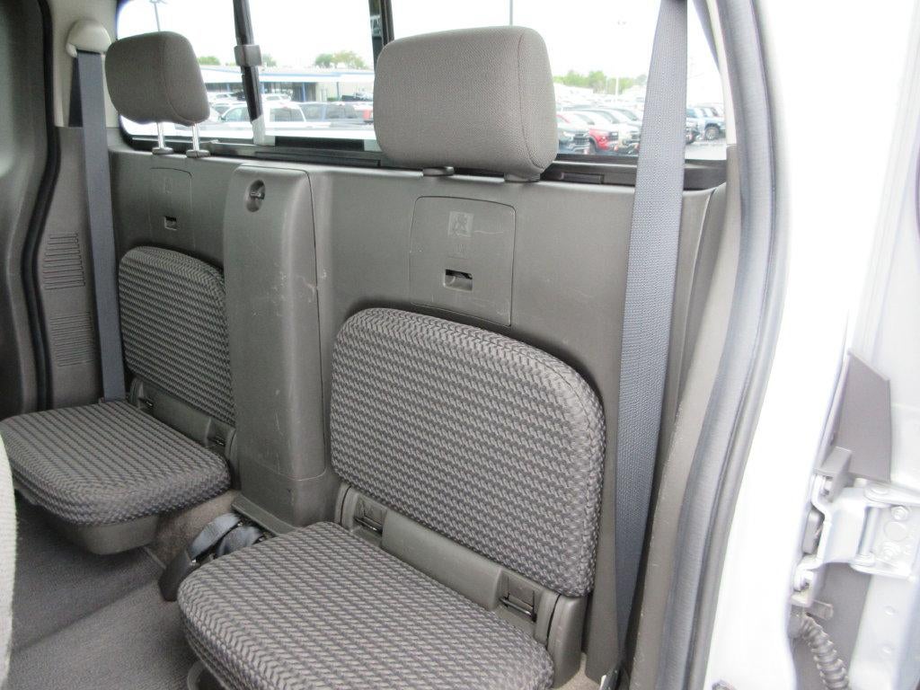 2011 Nissan Frontier SV
