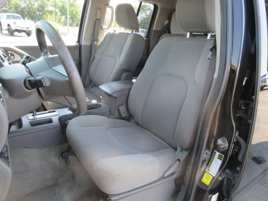 2014 Nissan Frontier SV