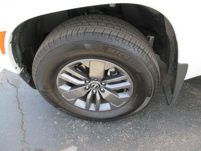 2025 Nissan Frontier SV