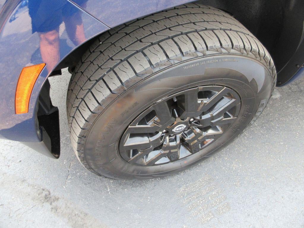 2022 Nissan Frontier Crew Cab SV 4x4