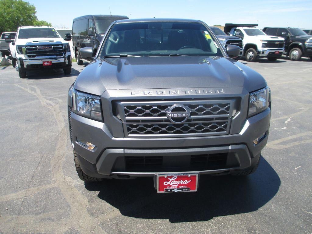 2022 Nissan Frontier Crew Cab SV 4x4