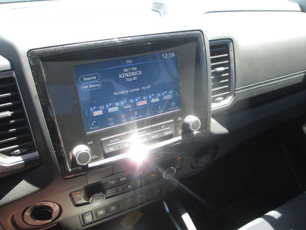 2022 Nissan Frontier Crew Cab SV 4x4