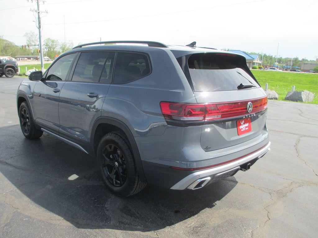 2025 Volkswagen Atlas 2.0T Peak Edition