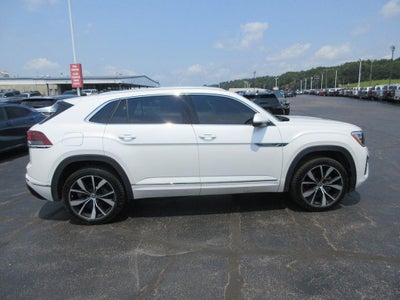 2024 Volkswagen Atlas Cross Sport 2.0T SEL Premium R-Line