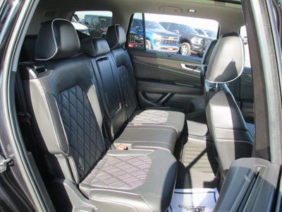 2024 Volkswagen Atlas 2.0T SEL Premium R-Line