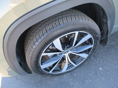 2025 Volkswagen Atlas 2.0T SEL Premium R-Line