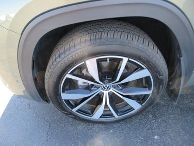2025 Volkswagen Atlas 2.0T SEL Premium R-Line