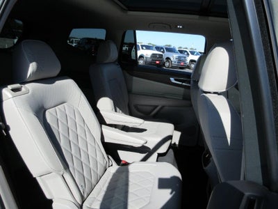2025 Volkswagen Atlas 2.0T SEL Premium R-Line