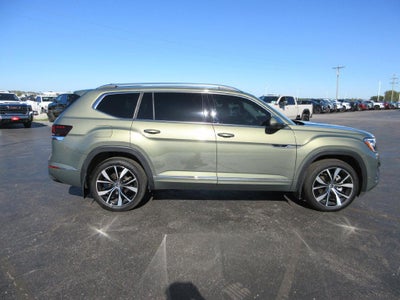 2025 Volkswagen Atlas 2.0T SEL Premium R-Line