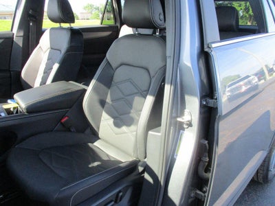 2024 Volkswagen Atlas Cross Sport 2.0T SE