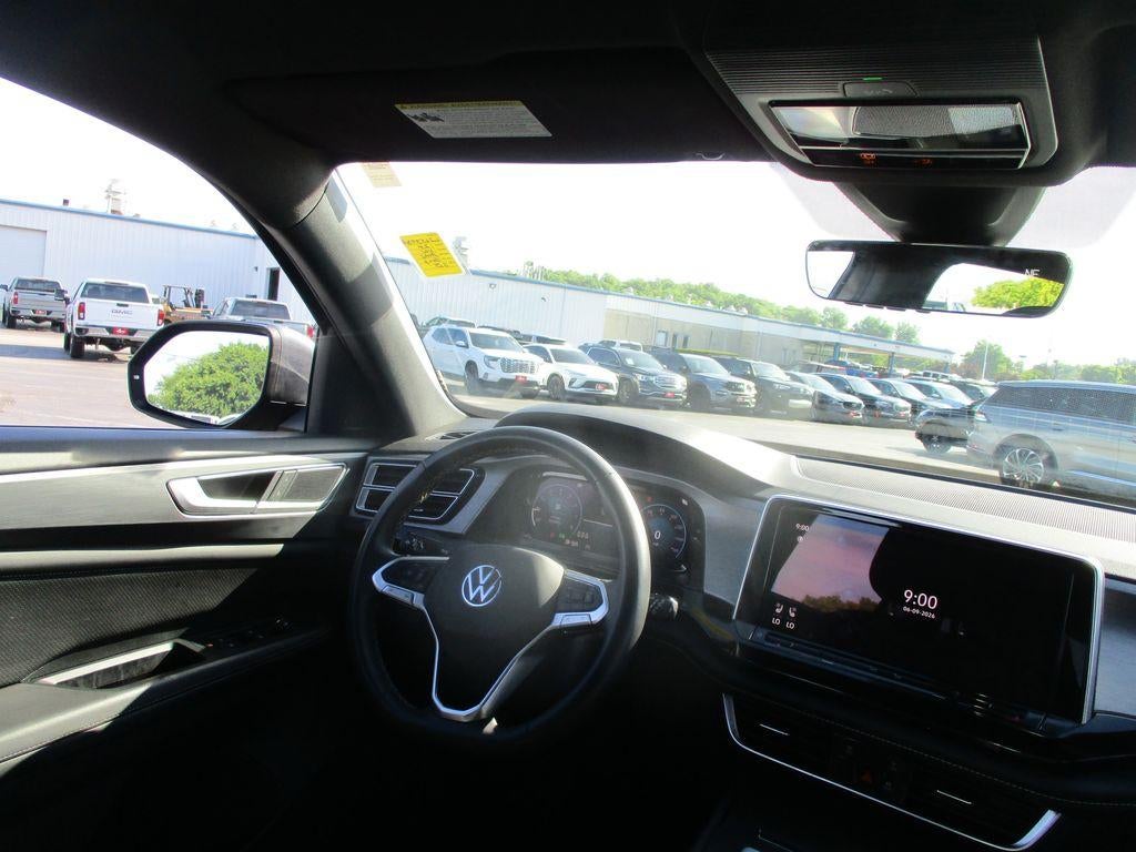 2024 Volkswagen Atlas Cross Sport 2.0T SE