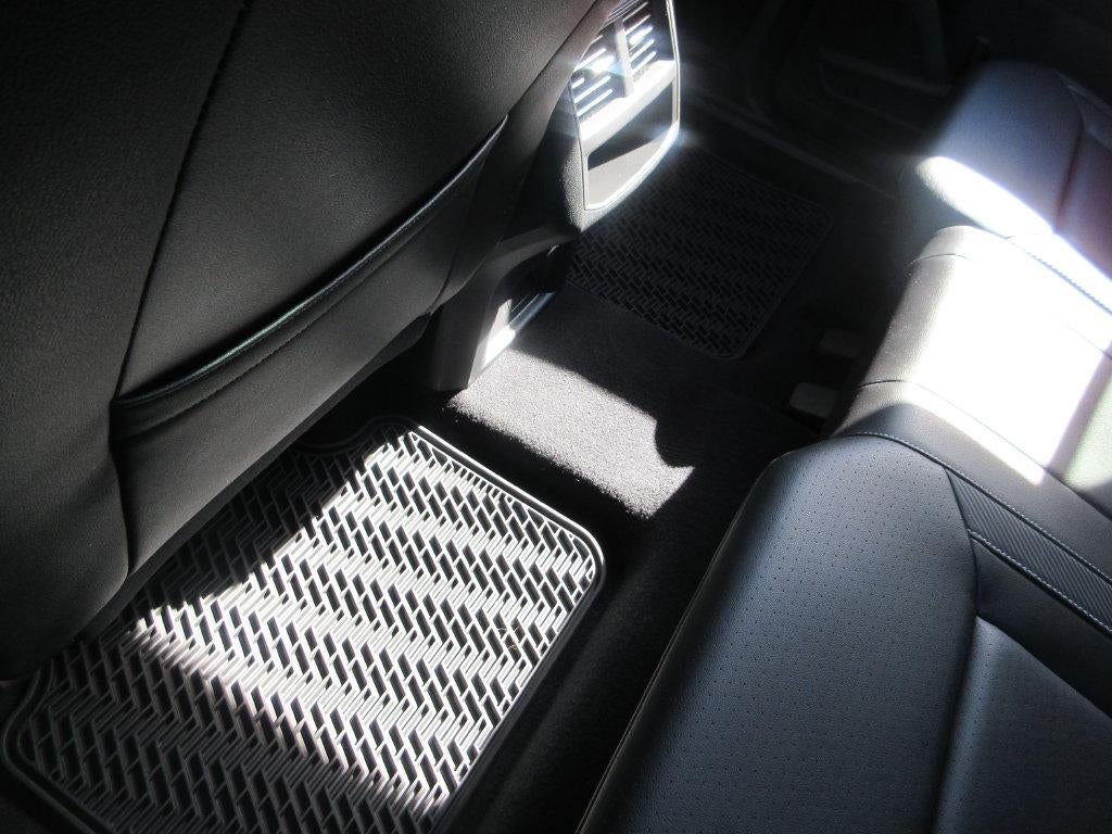 2023 Volkswagen Atlas Cross Sport SEL R-Line Black - Photo 25