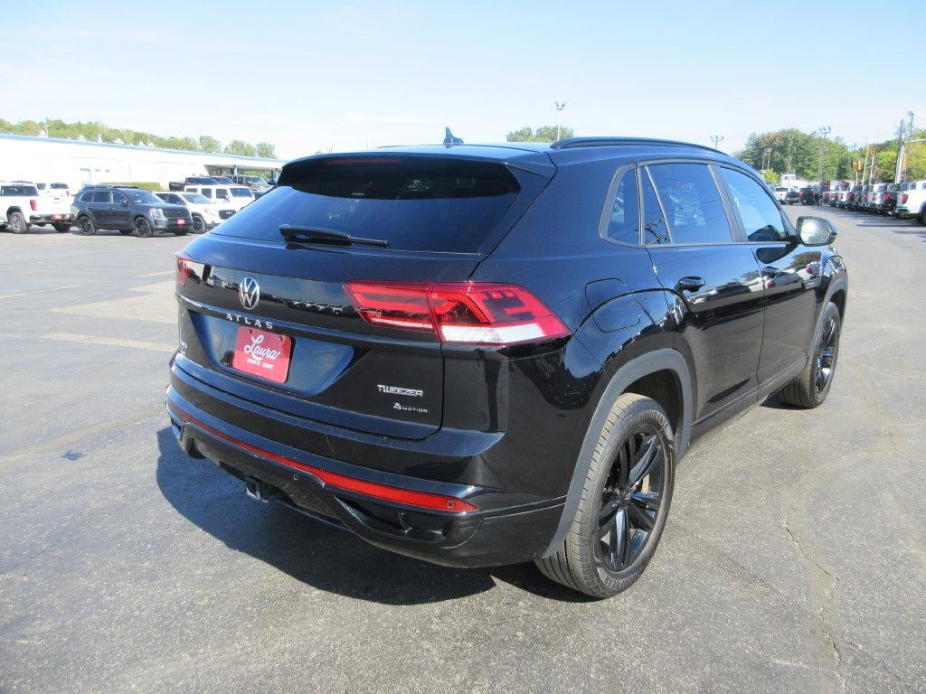 2023 Volkswagen Atlas Cross Sport 3.6L V6 SEL R-Line Black