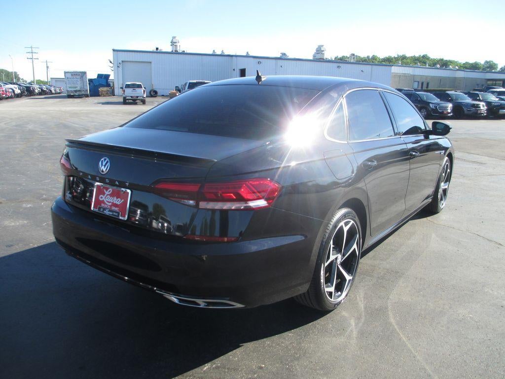2020 Volkswagen Passat 2.0T R-Line