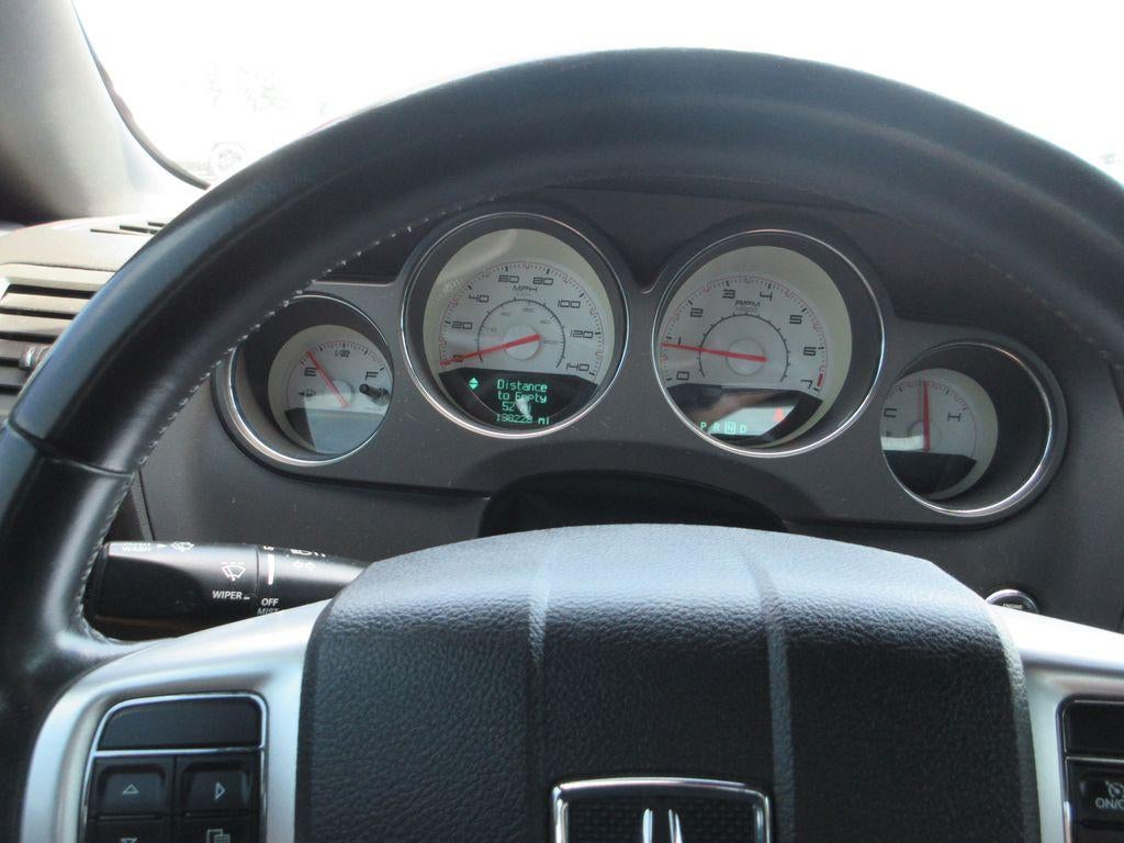 2011 Dodge Challenger Base