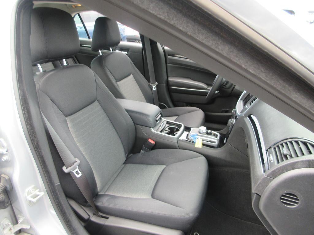 2023 Chrysler 300 Touring