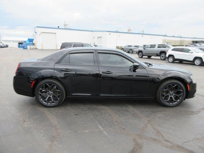 2020 Chrysler 300 Touring