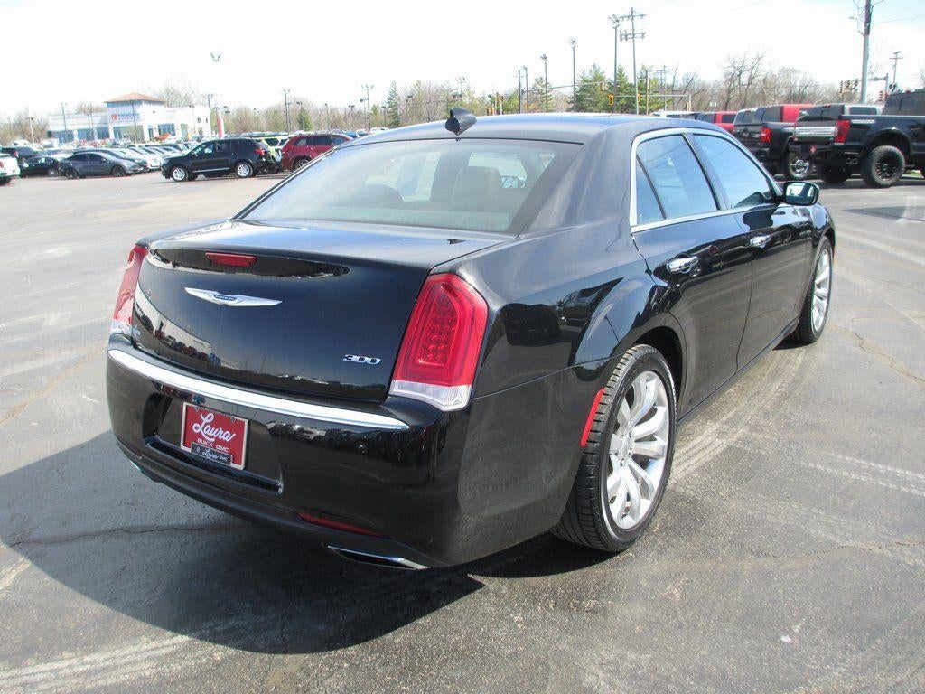 2018 Chrysler 300 Limited