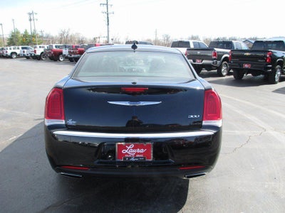 2018 Chrysler 300 Limited