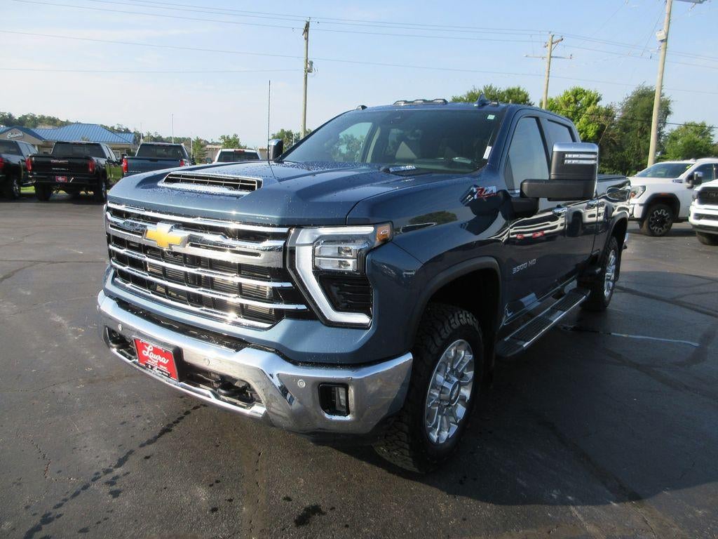 2025 Chevrolet Silverado 3500 HD LTZ