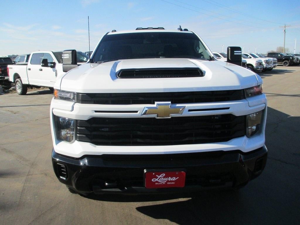 2024 Chevrolet Silverado 2500 HD Custom