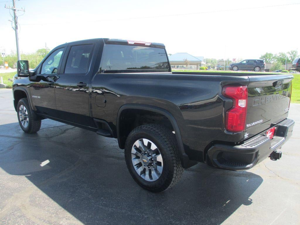 2024 Chevrolet Silverado 2500 HD Custom