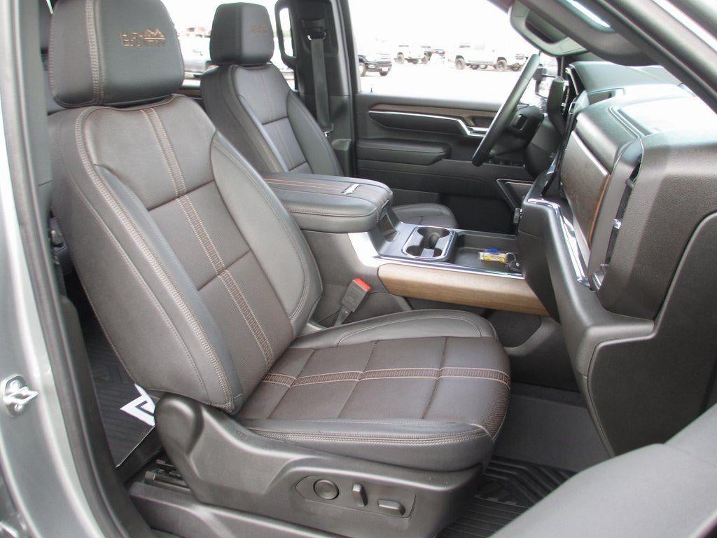 2024 Chevrolet Silverado 3500 HD High Country