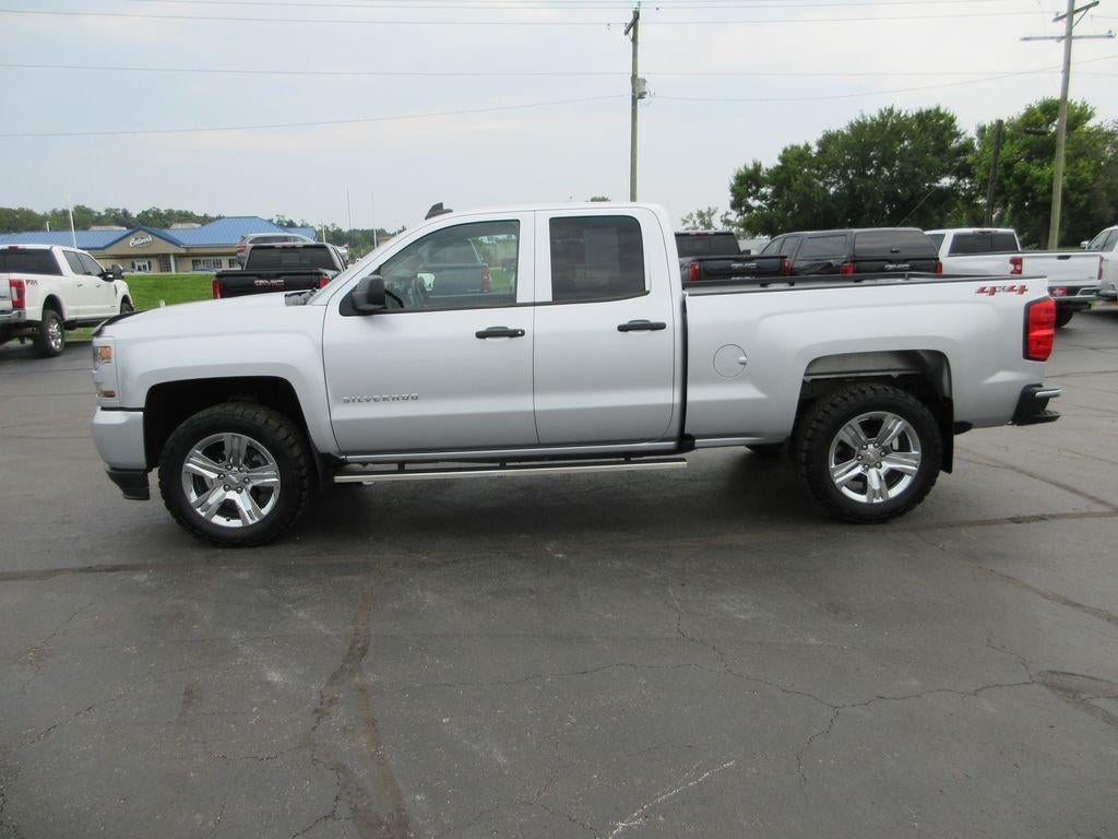 2019 Chevrolet Silverado LD Custom