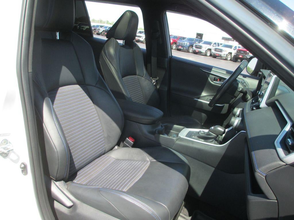 2019 Toyota RAV4 Hybrid XSE